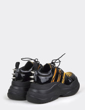 Load image into Gallery viewer, FALSE